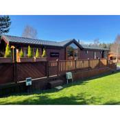 Jasmine Lodge, 2 bedroom with hot tub - Felmoor Park