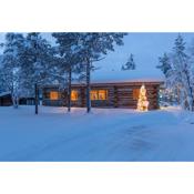 Kuukkeli Log Houses Villa Aurora 