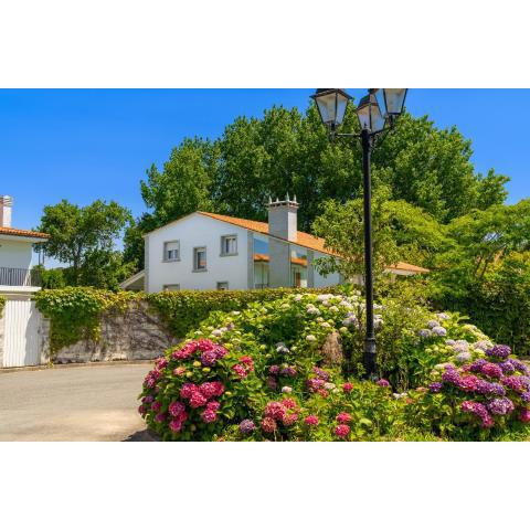 La casa de los illos, casa completa con piscina en Sanxenxo