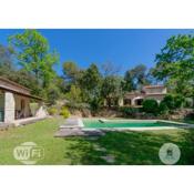 Le Clos Manou 270m2, Piscine, 5ch