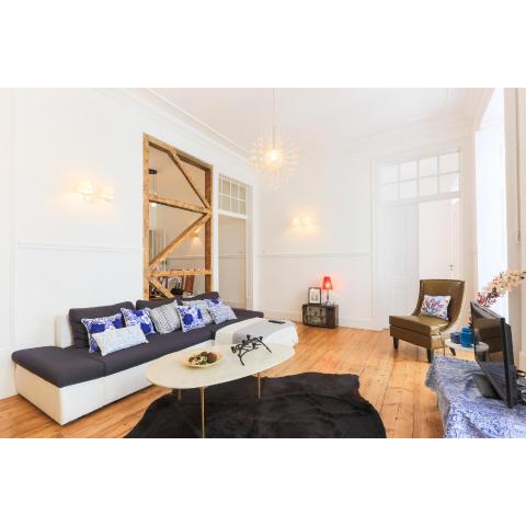 Lisbon Secret & Charming Baixa 4 bedroom apartment