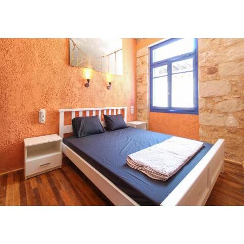 Lovely 2-Bedroom rustic rental in Athens 6 PAX