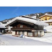 Lovely Chalet with Sauna in Saalbach Hinterglemm