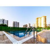 Lovely Flat w Pool 5 min to Beach in Antalya