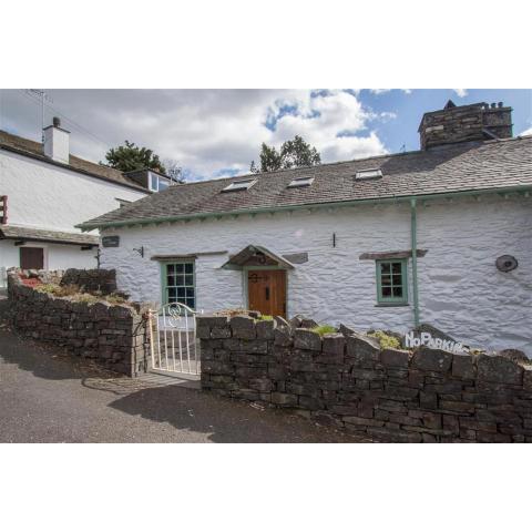 Lowfold Cottage