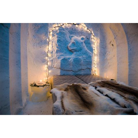 Lucky Ranch Snow Igloos