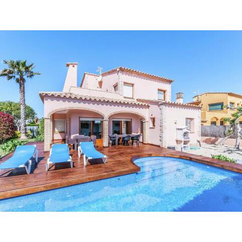 Luxurious Villa St Pere Pescador with Swimming Pool