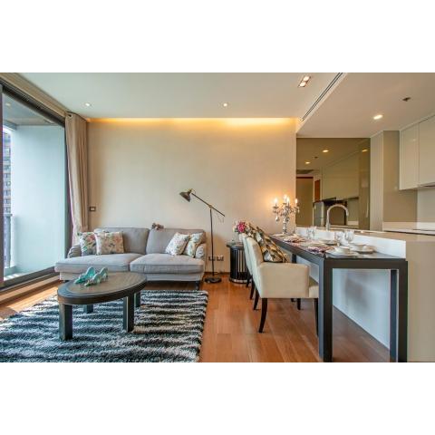 Luxury 1Bed 1Bath 300m BTS Phrom Phong, Emporium