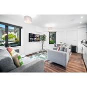 Luxury 2 Bed Apartment - TOP RATED - Smart TV - WIFI