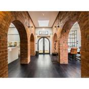 Luxury 3BDR conversion w/private rooftop terrace