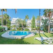 Luxury apartment Golden Mile Marbella walking distance Puente Romano