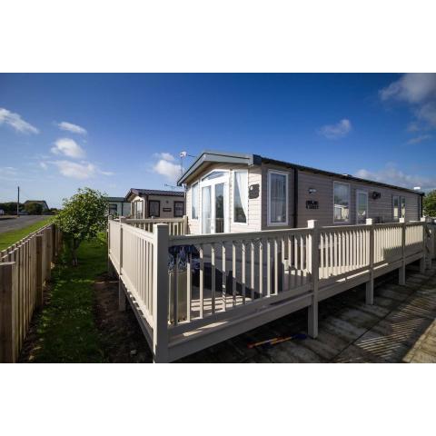 Luxury Caravan Boasting Sea Views Of Scratby Beach In Norfolk Ref 50009oc