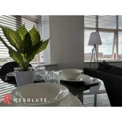 Luxury Penthouse Suite Duplex 1 Bedroom Apartment & Skylight in Northampton Town Centre
