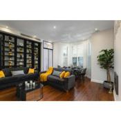 დLUXURY & Spacious Duplex in the Heart of Chelseaდ