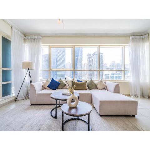 Magnificent 2 BR with balcony - Dubai Marina