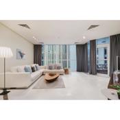 Maison Privee - Urban Apt in Dubai Marina with Partial Sea Views