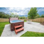 Maple Cottage with Hot Tub