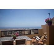 Miramar Stunning Sea View - 2 bedrooms, Wifi, Pool