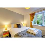 Modern 2 Bed House Sleeps 6 Southam Town Centre - Inspire Homes Ltd