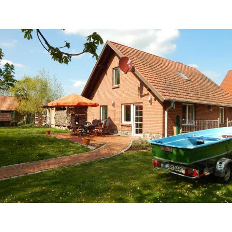 Modern Cottage near Lake in Neu Poserin