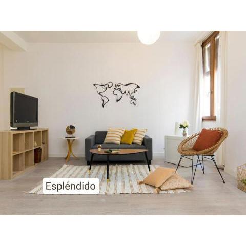 Moderno apartamento en casco histórico + desayuno!