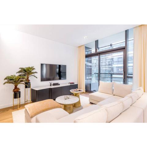 NEW! Luxurious 3 bedroom apartment in City Walk