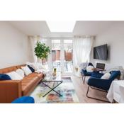 Newly Renovated Modern 4 Bed 3 Bath Apartment London