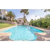 Nice home in Calahonda with Outdoor swimming pool, WiFi and 3 Bedrooms