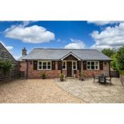 Oak Tree Cottage, Charming, Rural New Forest Home