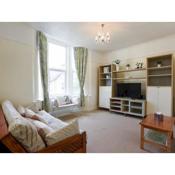 Pass the Keys New Southsea Serenity Spacious Flat for 6