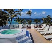 Penthouse Jacuzzi with sea view