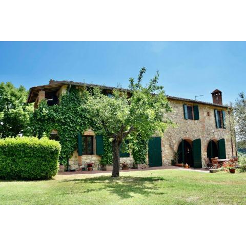 Podere Bargnano Cetona, Sleeps 10, Pool, WiFi