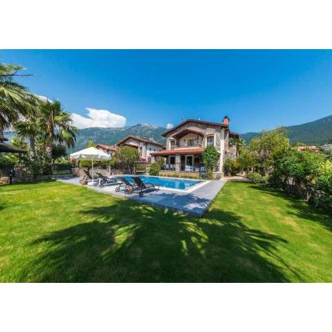 Private Pool and Garden Villa for 6 People in Fethiye, Ölüdeniz - AWZ 126