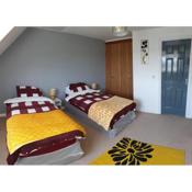 Queens Rooms, a Perfect Stay, Next to Shopping Parks and Central Manchester