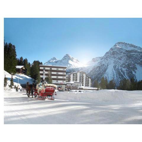 ROBINSON AROSA - Adults only