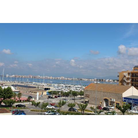 ROC MAR 3 3B - Apartamento cerca del centro y de la playa - terraza con vistas al mar y al puerto