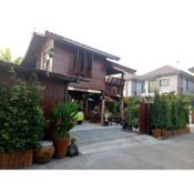 Ruenthip Homestay