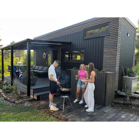 Sea Side Tiny House London