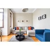 Sleek Flat with Central Location in Beyoglu