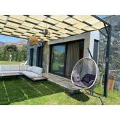 Sleeps 4, Villa in Nature - AWZ 301