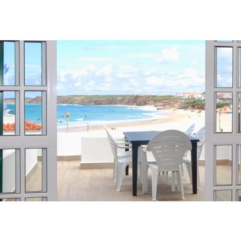 Sofia House - Baleal Island, Ocean view patio and bedroom