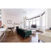 Spacious 1 BDR apt - 2min to Bond Str Station