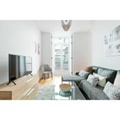 Spacious 1 Bedroom Apartment near Baixa