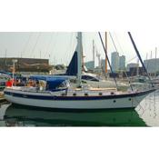 Spacious and cozy caribbean boat in Barcelona