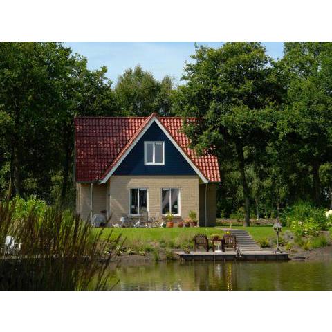 Spacious holiday home with a dishwasher, 20 km. from Assen