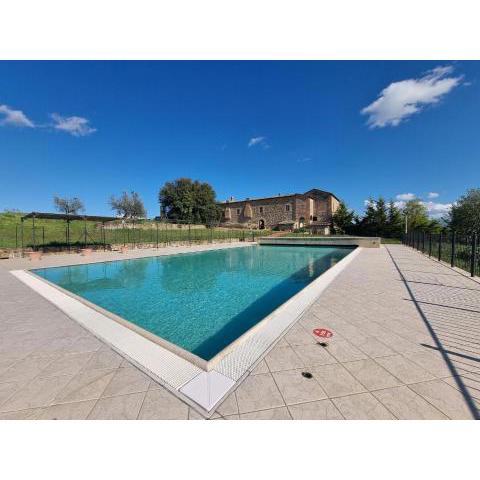 Splendid holiday in Montalcino with shared pool