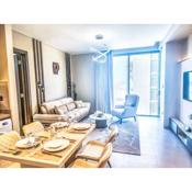 STAY Pristine 2 Bedroom Holiday Home near Burj Khalifa