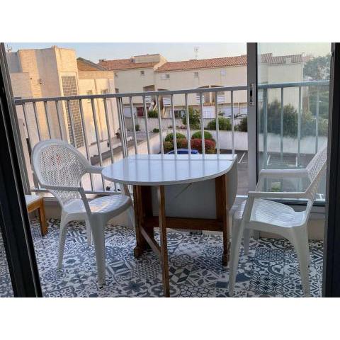 Studio Cap d'Agde, 1 pièce, 4 personnes - FR-1-702-41