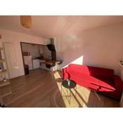 Studio moderne et cosy avec balcon et parking