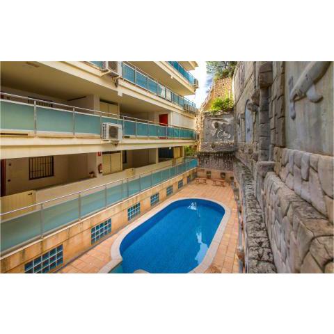 Stunning apartment in Altea with WiFi, 2 Bedrooms and Outdoor swimming pool